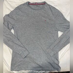 Tommy Hilfiger - Men’s size small. Long sleeve